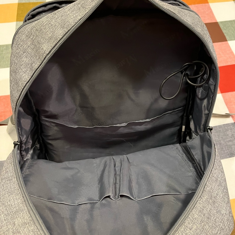 Laptop/lunch backpack - Picture 6 of 7